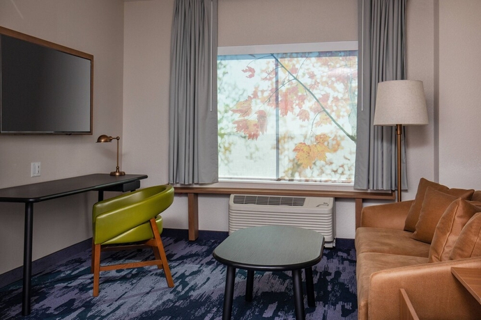 Imagen de la habitación del Hotel Fairfield Inn and Suites By Marriott Mcpherson. Foto 10