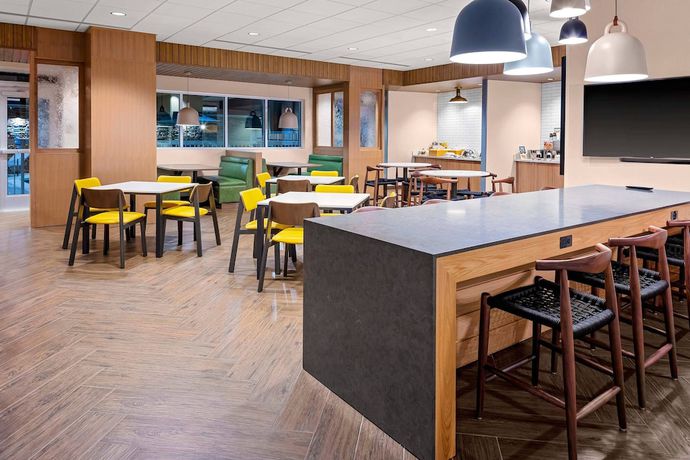 Imagen del bar/restaurante del Hotel Fairfield Inn and Suites By Marriott Memphis Collierville. Foto 2