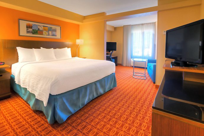 Imagen de la habitación del Hotel Fairfield Inn and Suites By Marriott Memphis Germantown. Foto 7