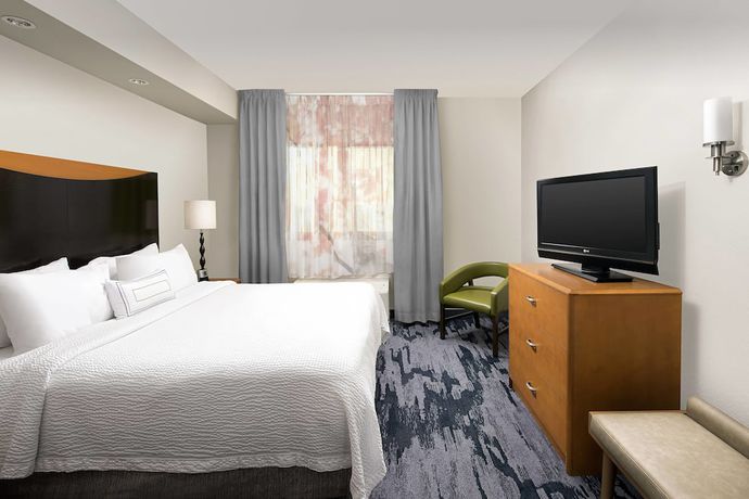 Imagen de la habitación del Hotel Fairfield Inn and Suites By Marriott Miami Airport South. Foto 12