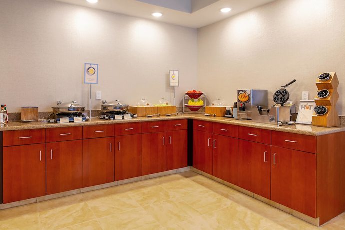 Imagen del bar/restaurante del Hotel Fairfield Inn and Suites By Marriott Minneapolis Eden Prairie. Foto 7
