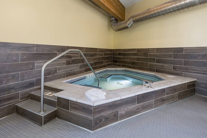 Imagen de los interiores del Hotel Fairfield Inn and Suites By Marriott Minneapolis North/blaine. Foto 17