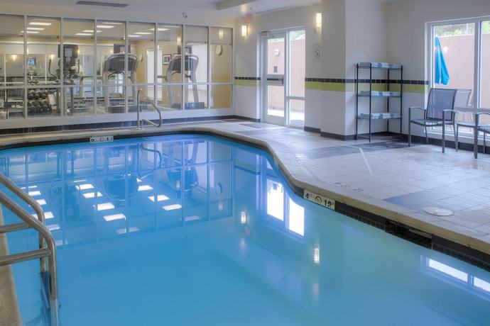 Imagen de la piscina del Hotel Fairfield Inn and Suites By Marriott Mobile Daphne/ E Shore. Foto 7