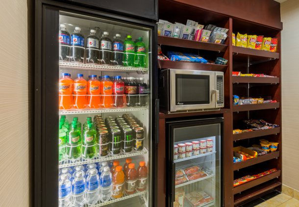 Imagen del bar/restaurante del Hotel Fairfield Inn and Suites By Marriott Mobile. Foto 2