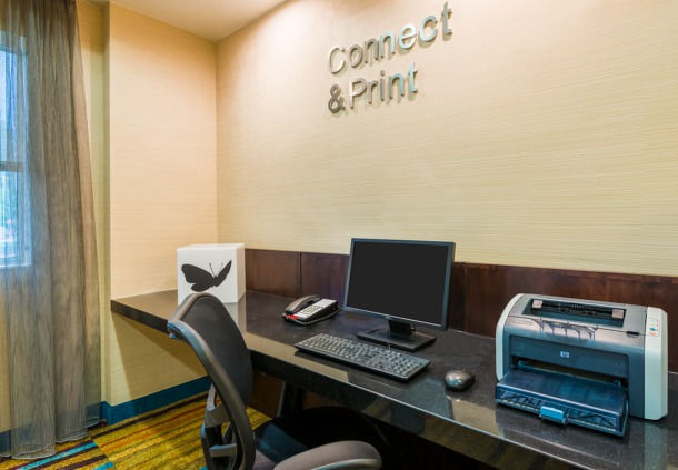 Imagen de los interiores del Hotel Fairfield Inn and Suites By Marriott Mobile. Foto 9