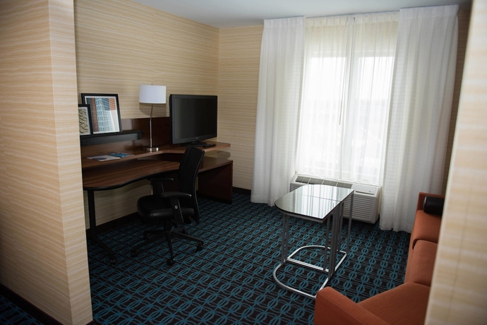 Imagen de la habitación del Hotel Fairfield Inn and Suites By Marriott Moncton. Foto 10