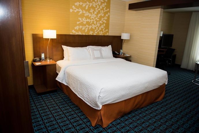 Imagen de la habitación del Hotel Fairfield Inn and Suites By Marriott Moncton. Foto 14