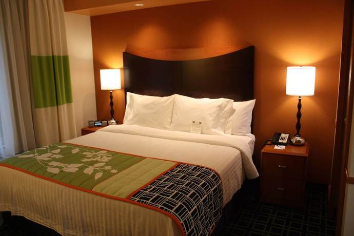 Imagen de la habitación del Hotel Fairfield Inn and Suites By Marriott Morgantown. Foto 9