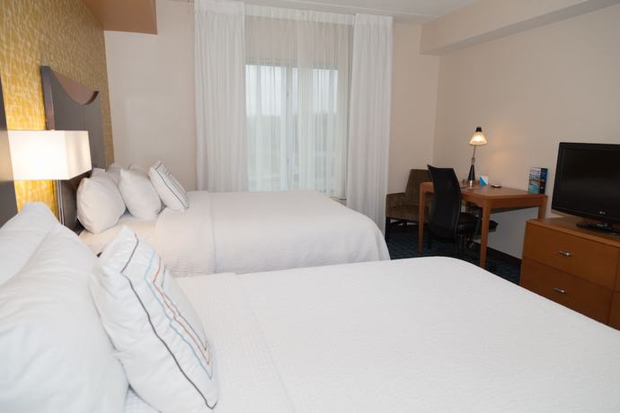 Imagen de la habitación del Hotel Fairfield Inn and Suites By Marriott Morgantown. Foto 15