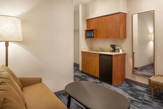 Imagen de la habitación del Hotel Fairfield Inn and Suites By Marriott Napa American Canyon. Foto 11