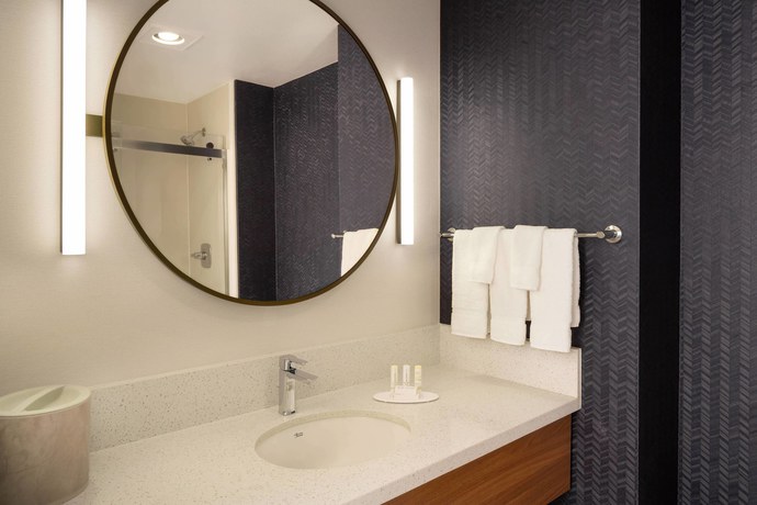 Imagen de la habitación del Hotel Fairfield Inn and Suites By Marriott Napa American Canyon. Foto 14