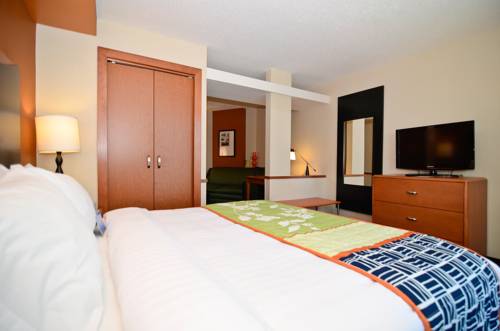Imagen de la habitación del Hotel Fairfield Inn and Suites By Marriott New Bedford. Foto 2