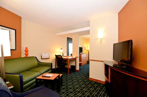 Imagen de la habitación del Hotel Fairfield Inn and Suites By Marriott New Bedford. Foto 5