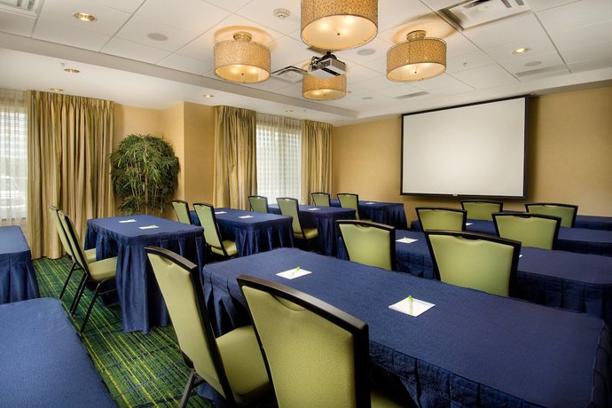 Imagen de los interiores del Hotel Fairfield Inn and Suites By Marriott New Braunfels. Foto 14