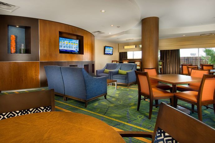 Imagen del bar/restaurante del Hotel Fairfield Inn and Suites By Marriott New Braunfels. Foto 6