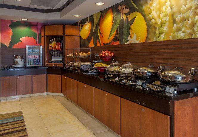 Imagen de los interiores del Hotel Fairfield Inn and Suites By Marriott Omaha Downtown. Foto 20