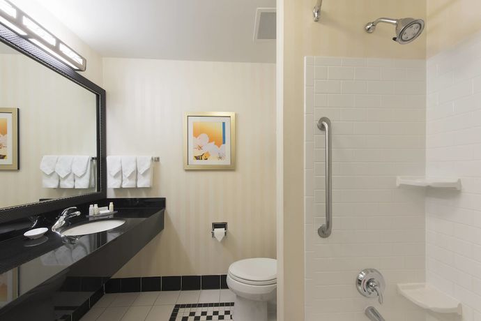 Imagen de la habitación del Hotel Fairfield Inn and Suites By Marriott Omaha Downtown. Foto 9
