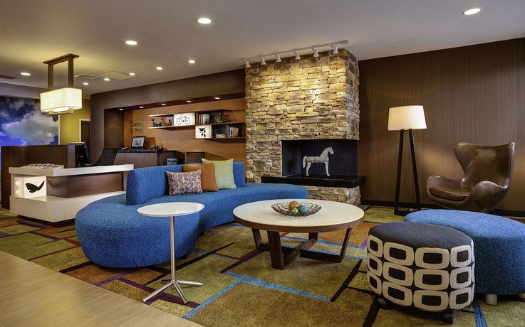 Imagen de los interiores del Hotel Fairfield Inn and Suites By Marriott Omaha West. Foto 9