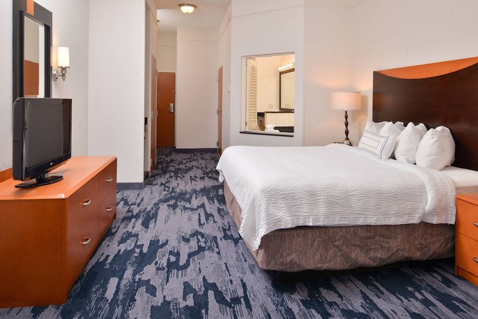 Imagen de la habitación del Hotel Fairfield Inn and Suites By Marriott Pelham. Foto 17