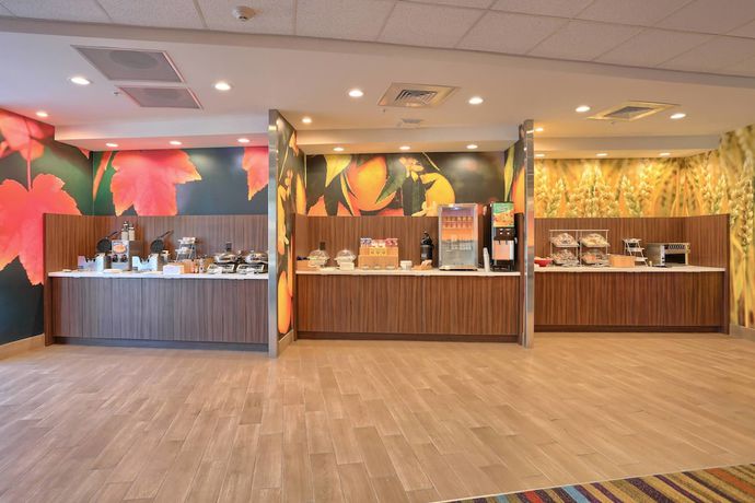 Imagen del bar/restaurante del Hotel Fairfield Inn and Suites By Marriott Philadelphia Horsham. Foto 4