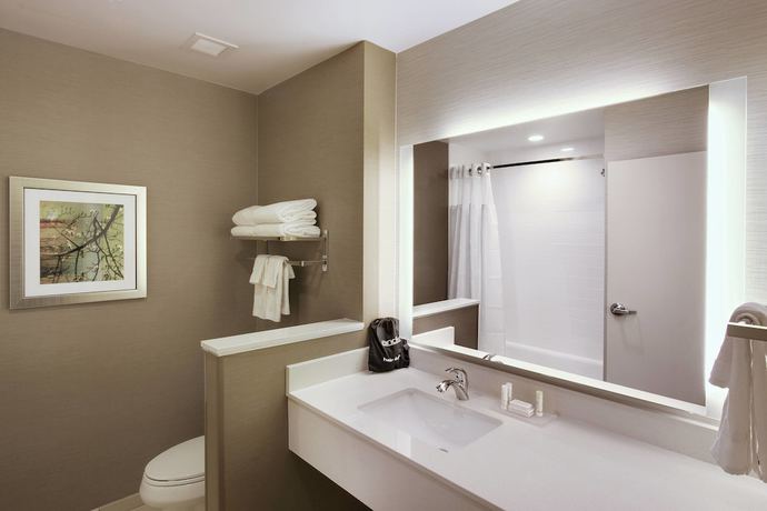 Imagen de la habitación del Hotel Fairfield Inn and Suites By Marriott Phoenix Tempe/airport. Foto 6