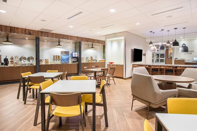 Imagen del bar/restaurante del Hotel Fairfield Inn and Suites By Marriott Pigeon Forge. Foto 2