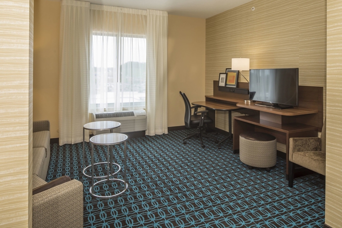 Imagen de los interiores del Hotel Fairfield Inn and Suites By Marriott Pittsburgh North/mccandless Crossing. Foto 15