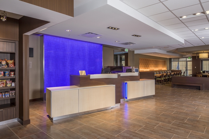 Imagen de los interiores del Hotel Fairfield Inn and Suites By Marriott Pittsburgh North/mccandless Crossing. Foto 16