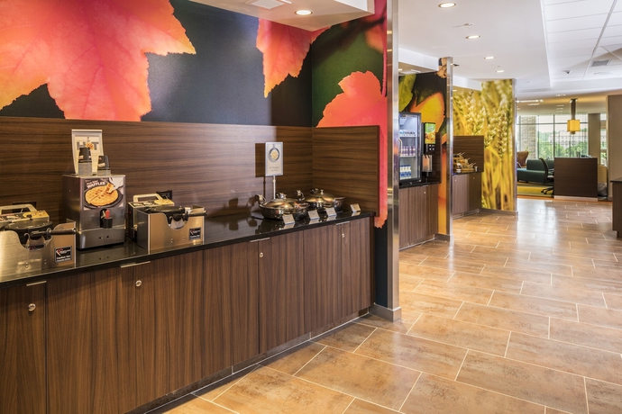 Imagen del bar/restaurante del Hotel Fairfield Inn and Suites By Marriott Pittsburgh North/mccandless Crossing. Foto 8