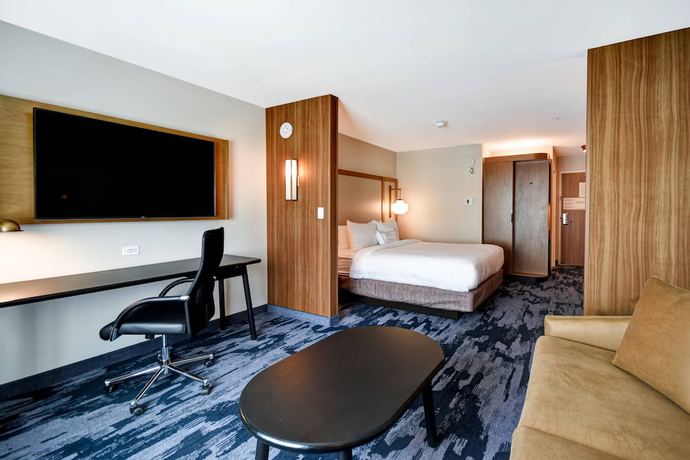 Imagen de la habitación del Hotel Fairfield Inn and Suites By Marriott Plymouth. Foto 10