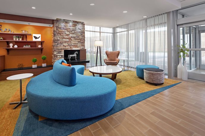 Imagen de los interiores del Hotel Fairfield Inn and Suites By Marriott Poplar Bluff. Foto 18
