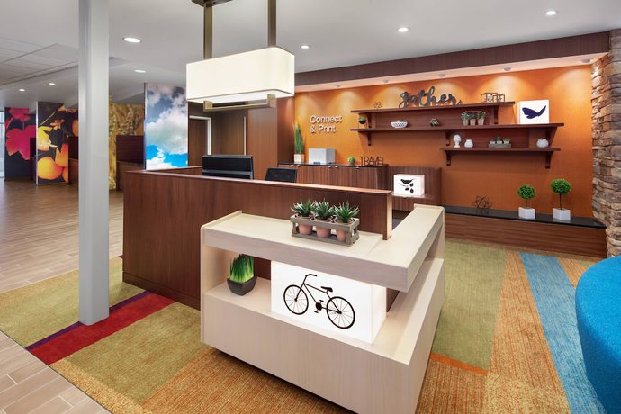 Imagen de los interiores del Hotel Fairfield Inn and Suites By Marriott Poplar Bluff. Foto 20
