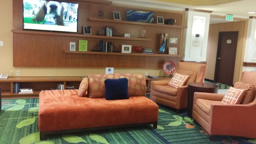 Imagen de los interiores del Hotel Fairfield Inn and Suites By Marriott Portland Airport. Foto 8