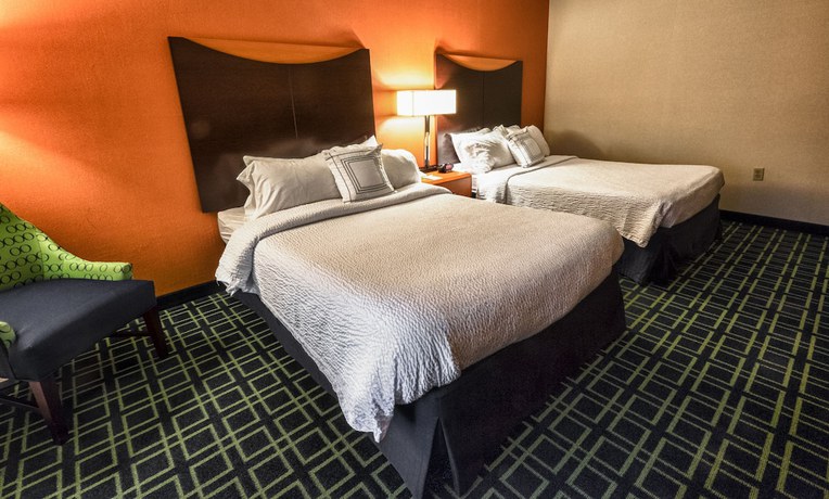 Imagen de la habitación del Hotel Fairfield Inn and Suites By Marriott Portland Airport. Foto 6