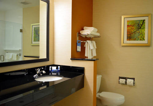 Imagen de la habitación del Hotel Fairfield Inn and Suites By Marriott Quantico Stafford. Foto 11