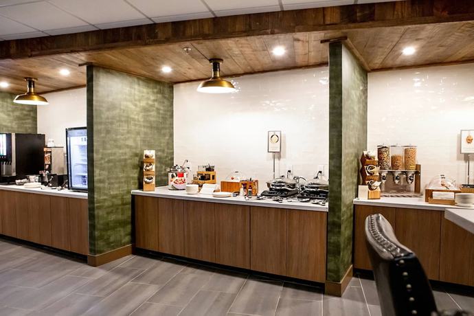Imagen del bar/restaurante del Hotel Fairfield Inn and Suites By Marriott Richmond Airport. Foto 2