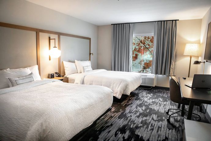 Imagen de la habitación del Hotel Fairfield Inn and Suites By Marriott Richmond Airport. Foto 11