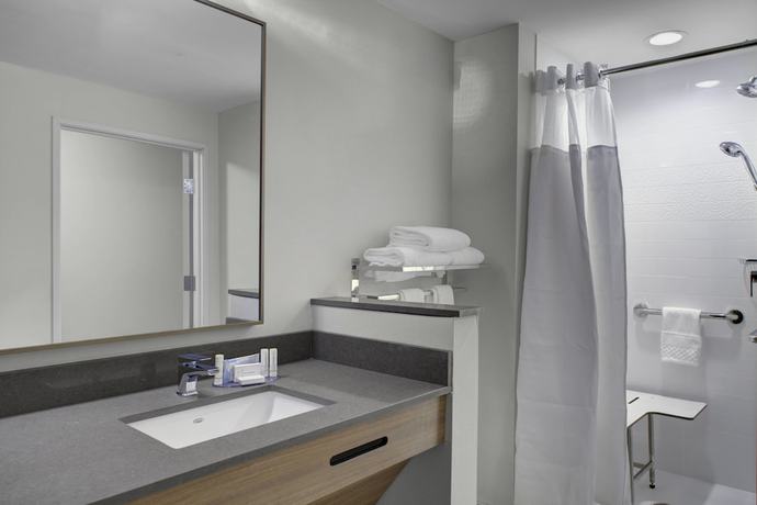 Imagen de la habitación del Hotel Fairfield Inn and Suites By Marriott Roanoke Salem. Foto 3