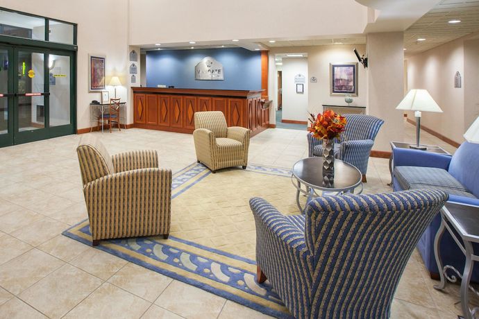 Imagen de los interiores del Hotel Fairfield Inn and Suites By Marriott Rome, Rome. Foto 10