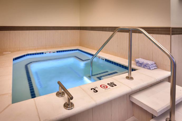 Imagen de la piscina del Hotel Fairfield Inn and Suites By Marriott Salt Lake City Midvale. Foto 19