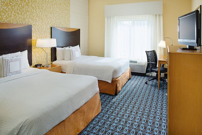 Imagen de la habitación del Hotel Fairfield Inn and Suites By Marriott San Antonio Seaworld. Foto 7
