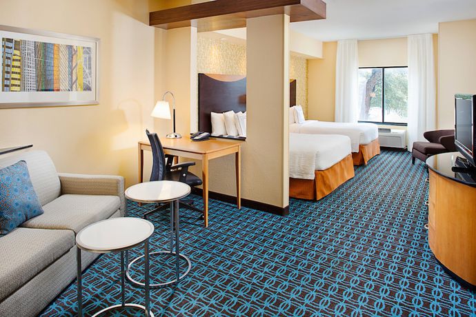 Imagen de la habitación del Hotel Fairfield Inn and Suites By Marriott San Antonio Seaworld. Foto 8