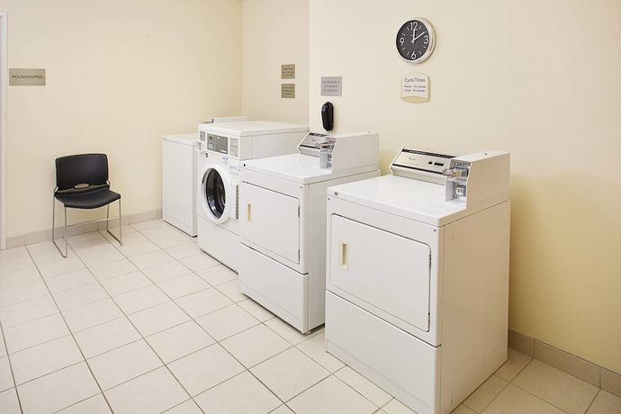 Imagen de los interiores del Hotel Fairfield Inn and Suites By Marriott San Antonio Seaworld. Foto 14