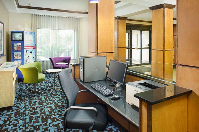 Imagen de los interiores del Hotel Fairfield Inn and Suites By Marriott San Antonio Seaworld. Foto 16
