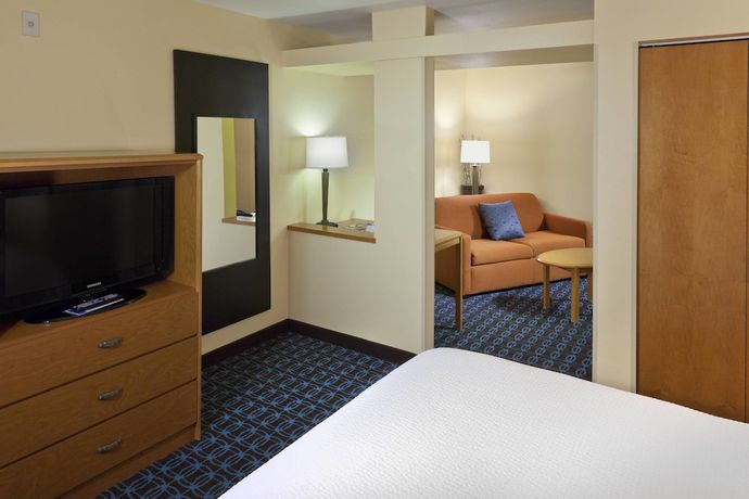 Imagen de la habitación del Hotel Fairfield Inn and Suites By Marriott San Bernardino. Foto 3