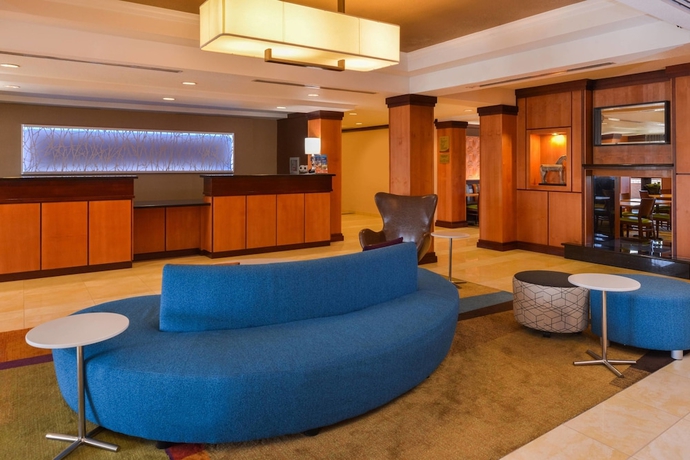 Imagen de los interiores del Hotel Fairfield Inn and Suites By Marriott Santa Maria. Foto 17