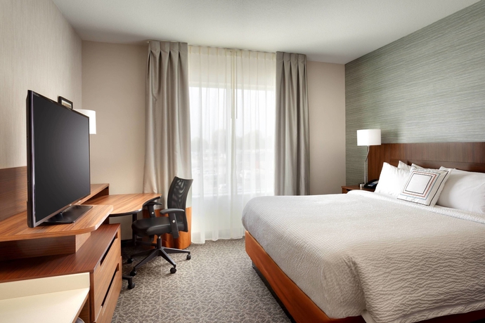 Imagen de la habitación del Hotel Fairfield Inn and Suites By Marriott Springfield North. Foto 4