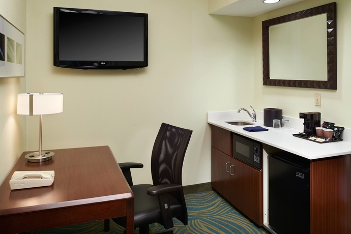 Imagen de la habitación del Hotel Fairfield Inn and Suites By Marriott St. Louis Chesterfield. Foto 11