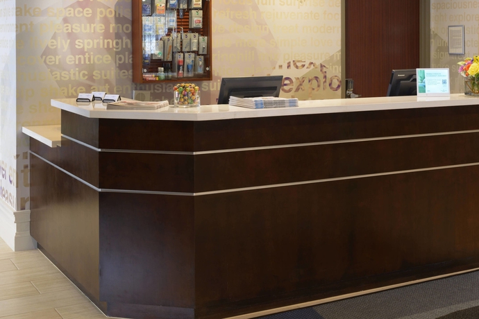 Imagen de los interiores del Hotel Fairfield Inn and Suites By Marriott St. Louis Chesterfield. Foto 15