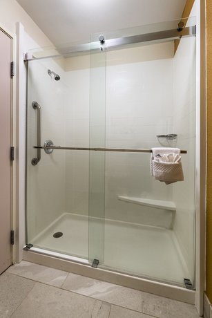Imagen de la habitación del Hotel Fairfield Inn and Suites By Marriott St Petersburg Clearwater. Foto 7